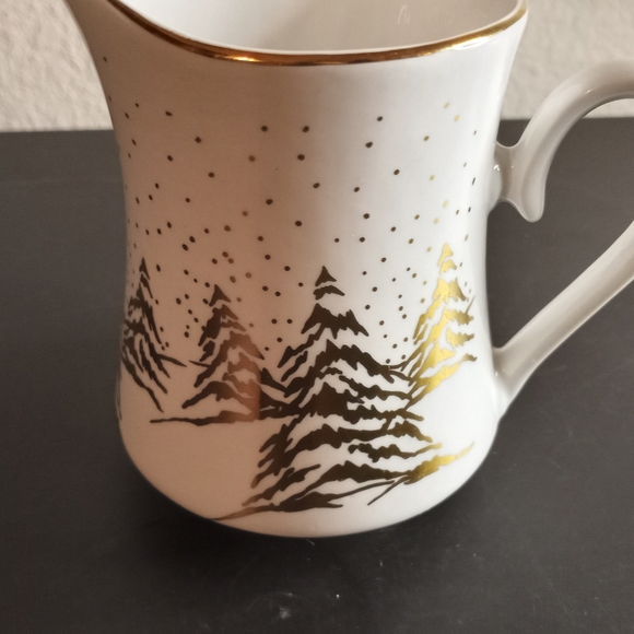 VTG Meiwa Art Porcelain Creamer Mug With Christmas Tree Motifs - Picture 7 of 7